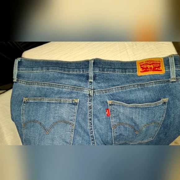 EUC Levi's Blue Ripped Skinny Jeans - Picture 5 of 5